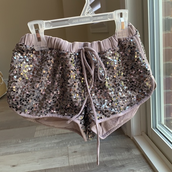 LA SENZA sparkly Shorts - Picture 5 of 5